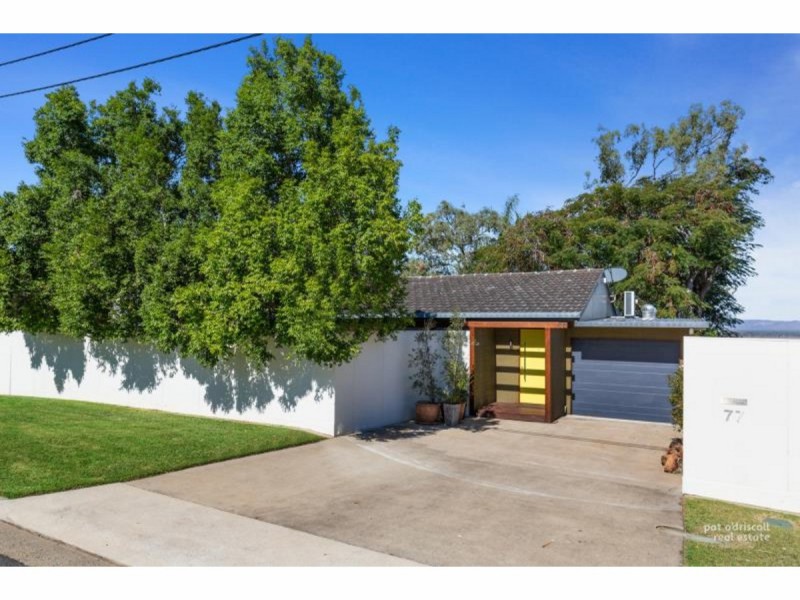 77 Brecknell Street, The Range QLD 4700